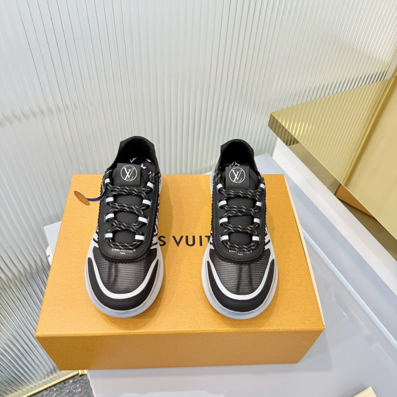 Кроссовки спортивные с прозрачной подошвой Louis Vuitton