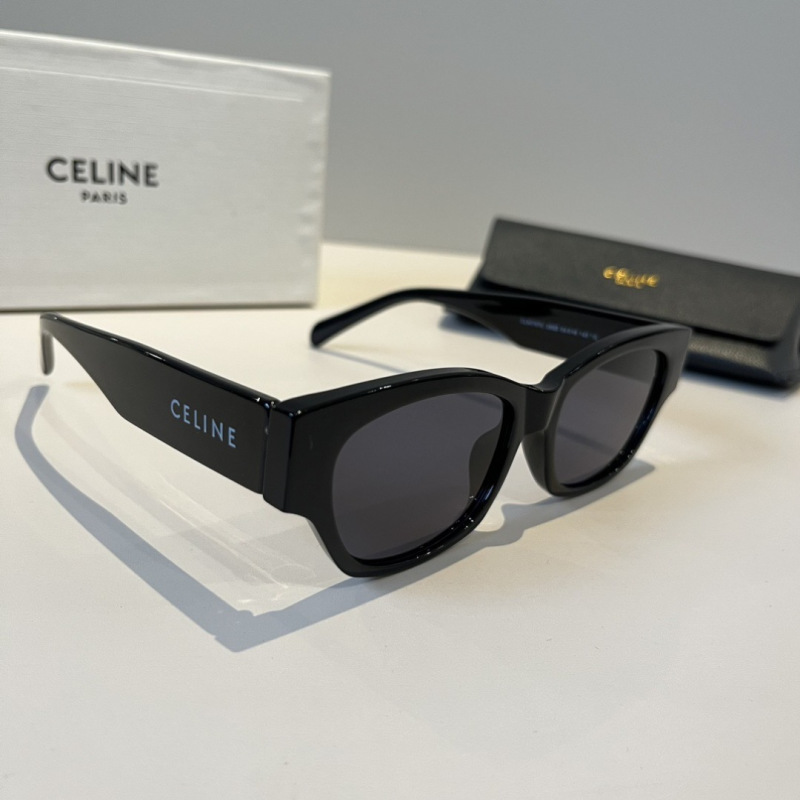 Солнцезащитные очки Celine