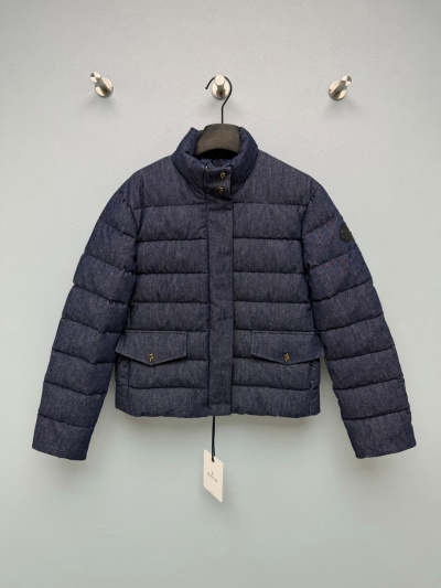Пуховик Moncler