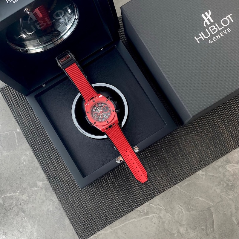 Часы Hublot