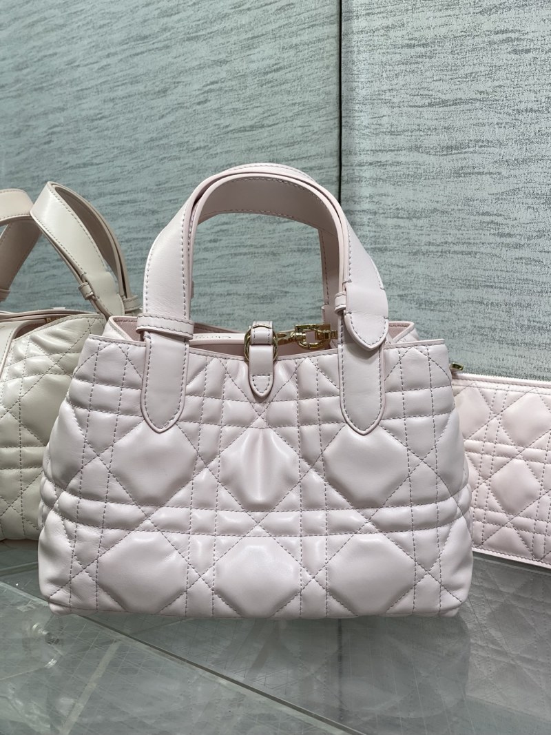Сумка Dior Lady Dior розовая