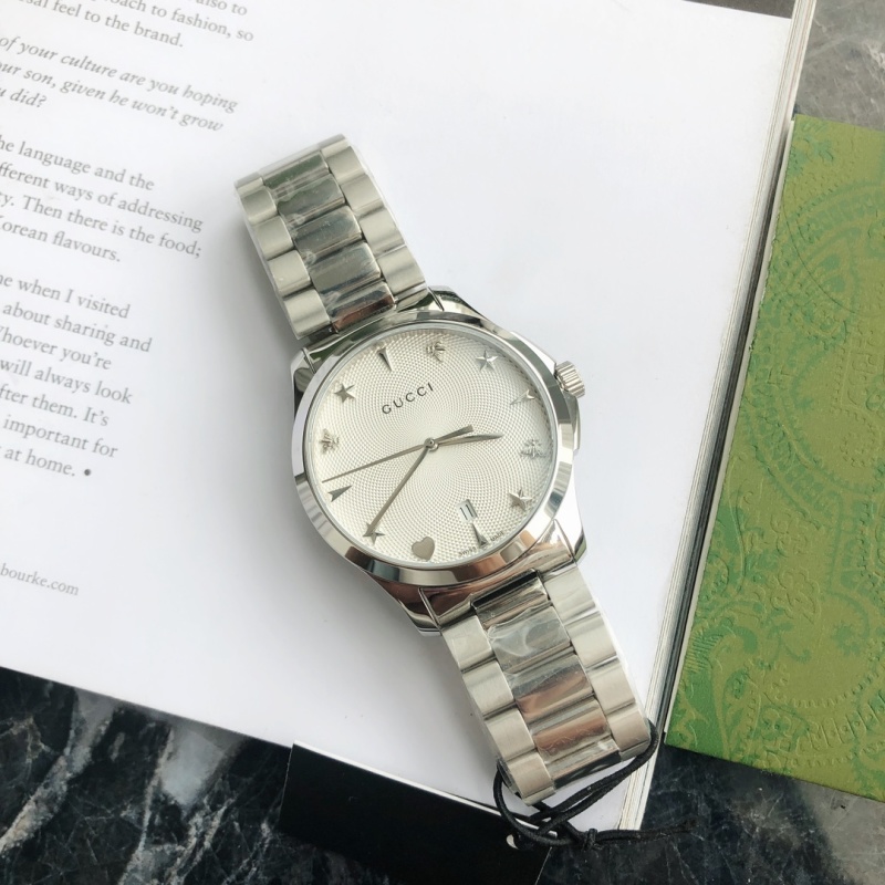 Часы Gucci