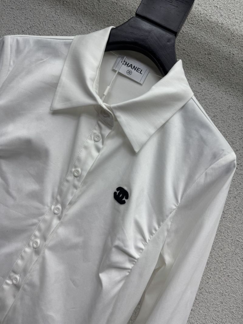 Белая рубашка с логотипом Chanel