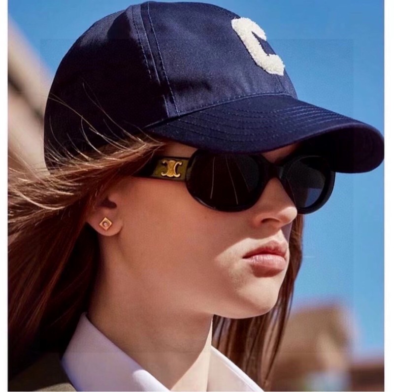 Солнцезащитные очки Celine CL40194