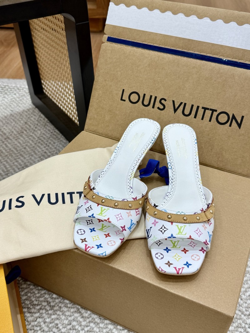 Сабо Louis Vuitton