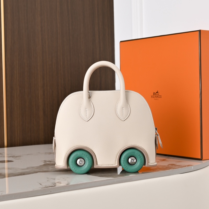 Сумка-баул на колесах молочного цвета из французской кожи Epsom Hermès