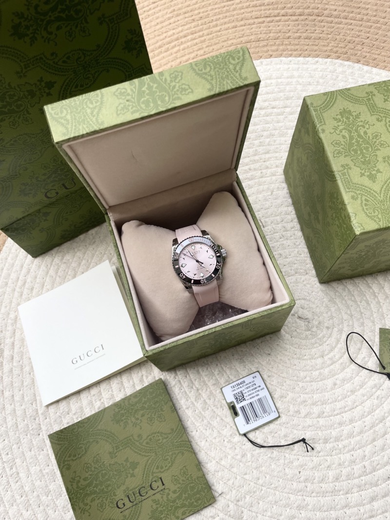Часы Gucci