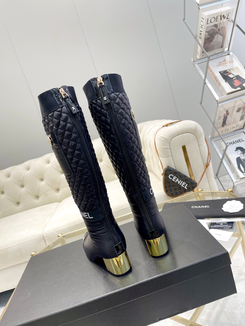 Женские ботильоны Chanel с логотипом и квадратным носком черного цвета