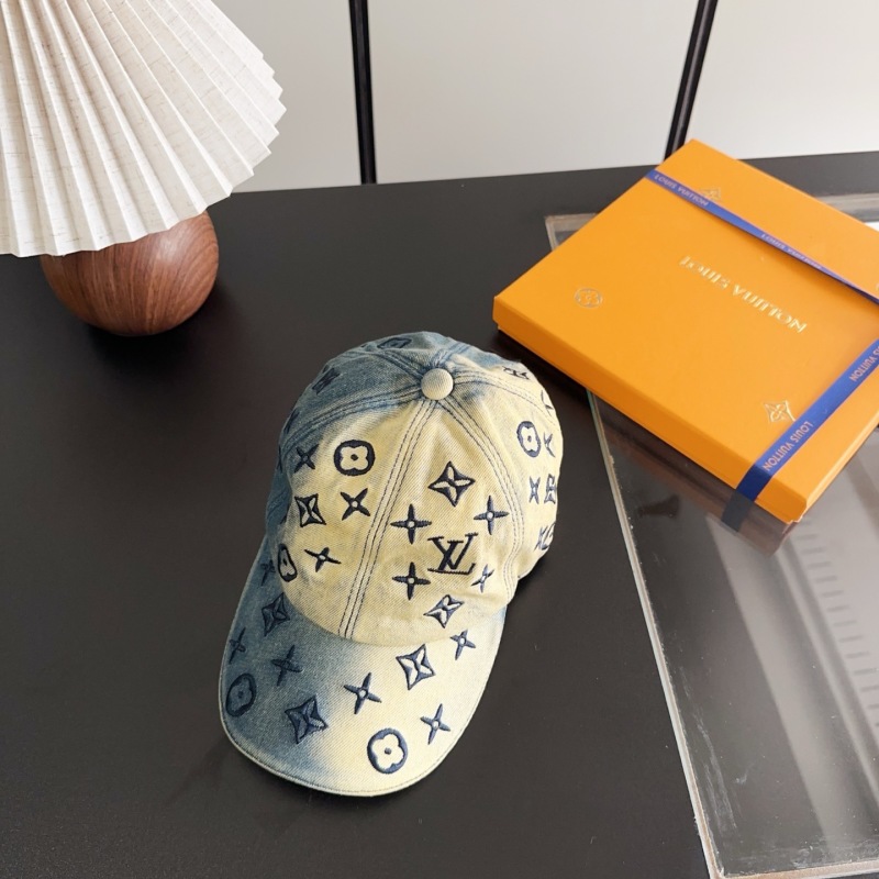 Бейсболка джинсовая с принтом в стиле Louis Vuitton