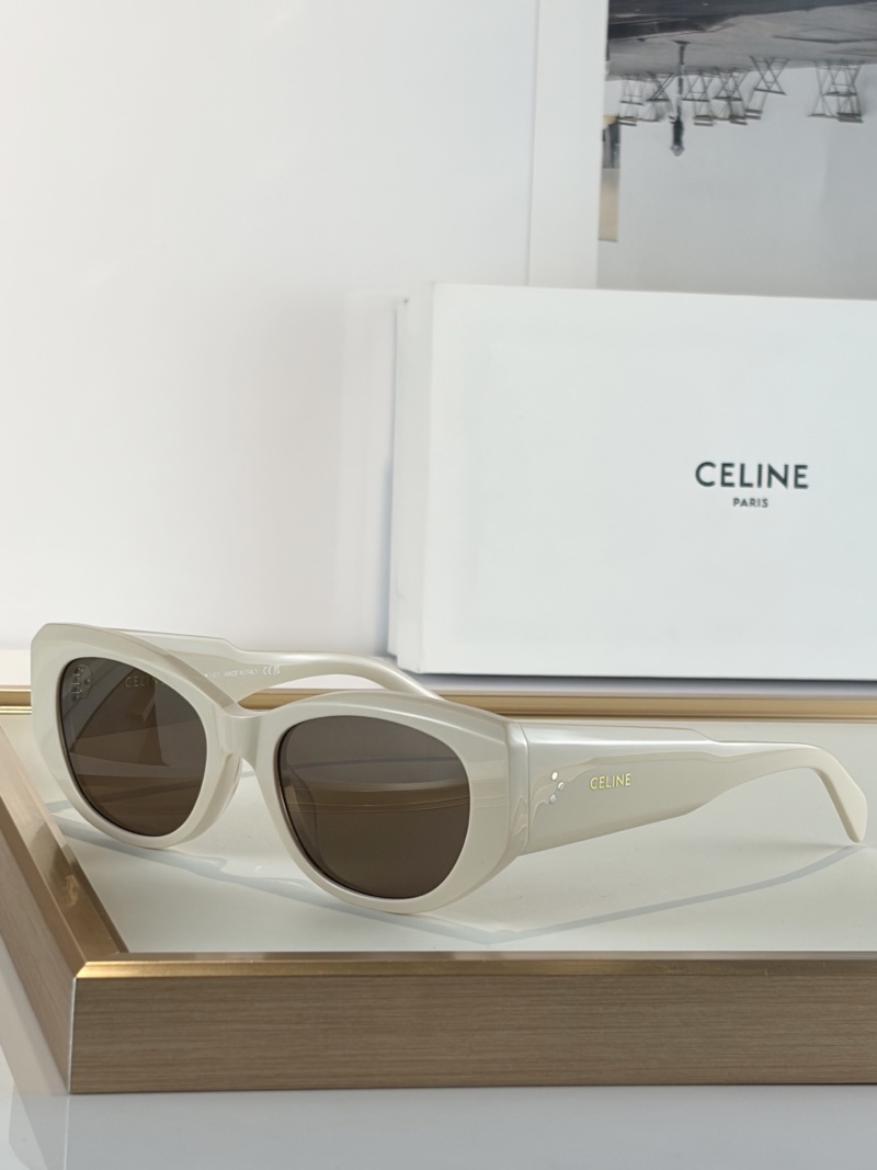 Солнечные очки Celine