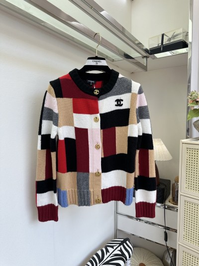 Свитер Chanel