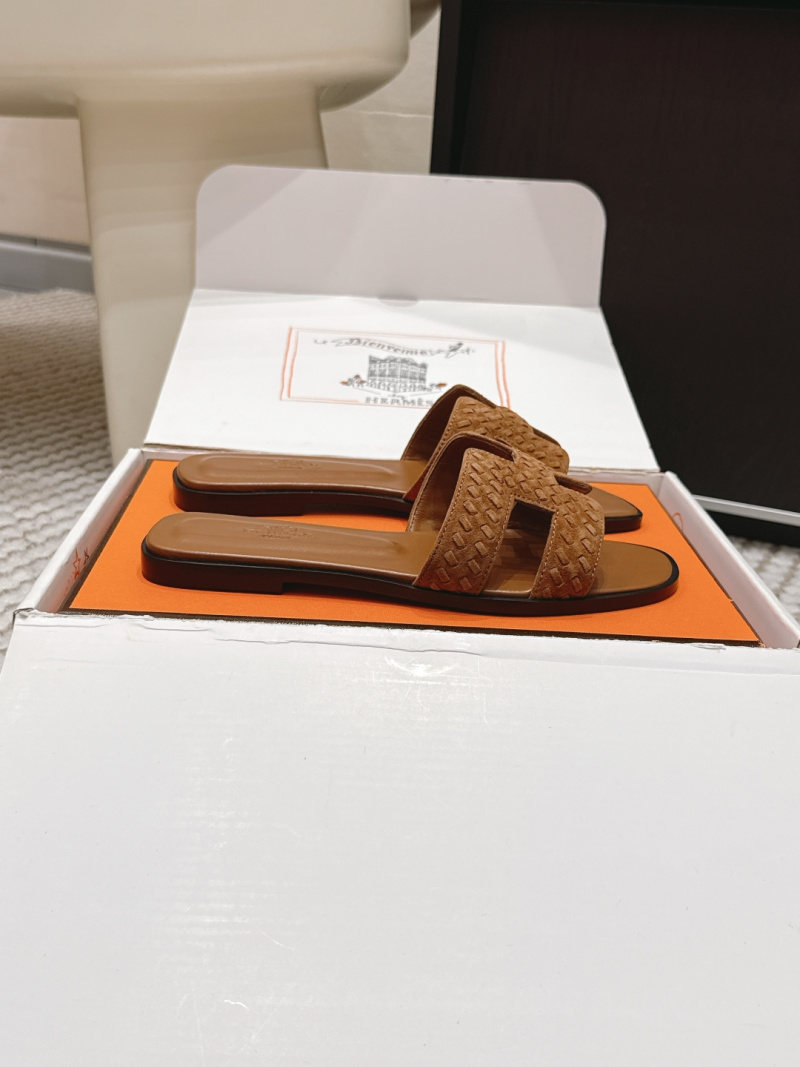 Женские шлёпанцы H с плетеным ремешком Hermès