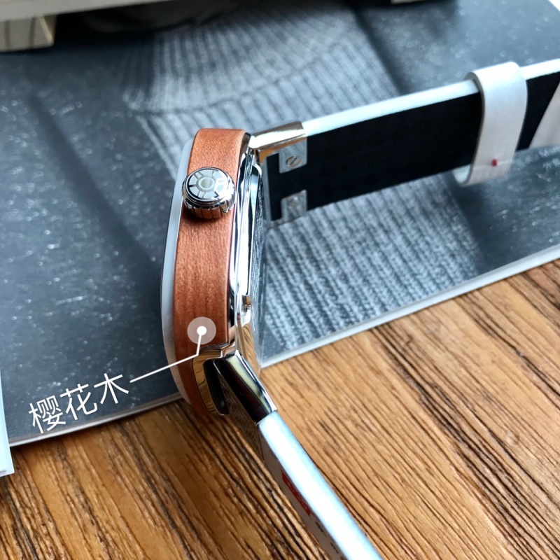 Часы SevenFriday