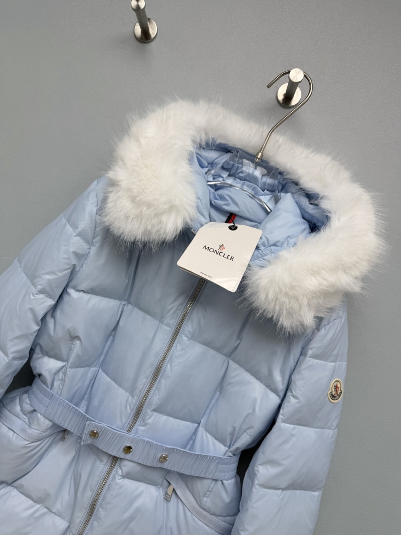 Пуховик Moncler