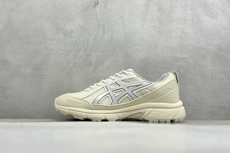 Кроссовки Asics
