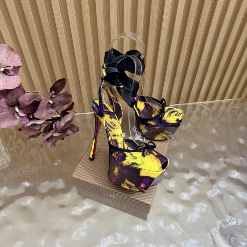 Туфли Christian Louboutin