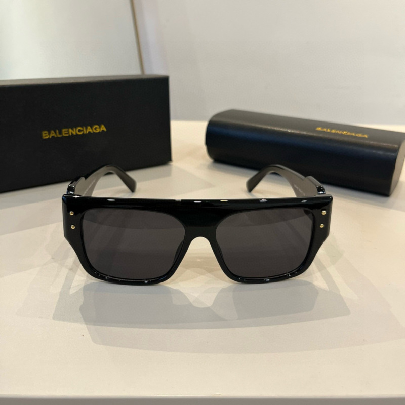 Солнцезащитные очки Balenciaga