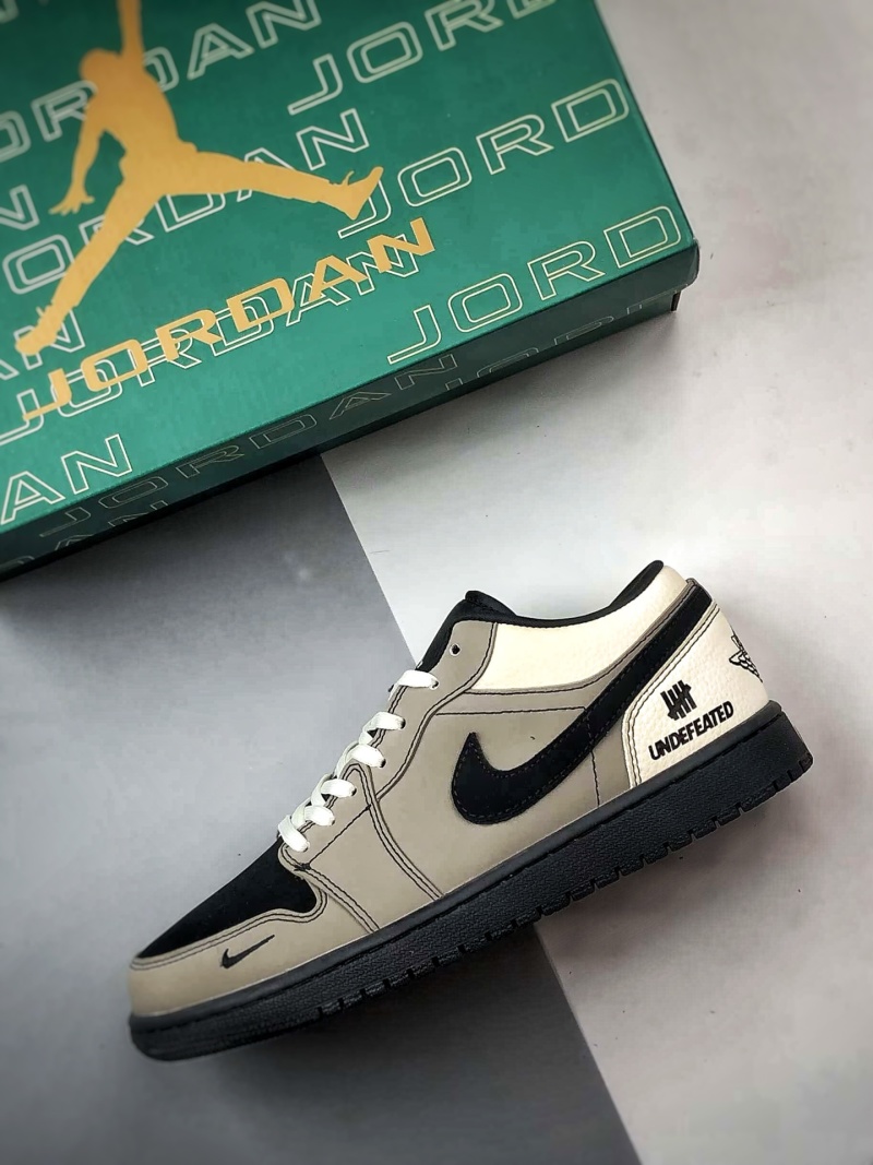 Мужские кроссовки Air Jordan 1 Low OG
