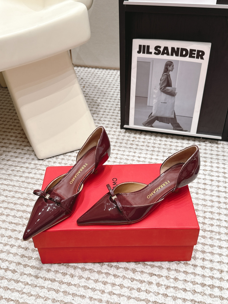 Женские туфли FERRAGAMO