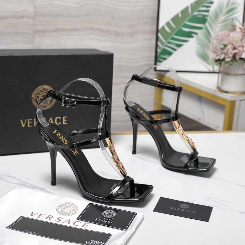 Женские босоножки на высоком каблуке с V-образной пряжкой Versace