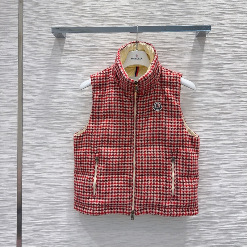Жилет Moncler