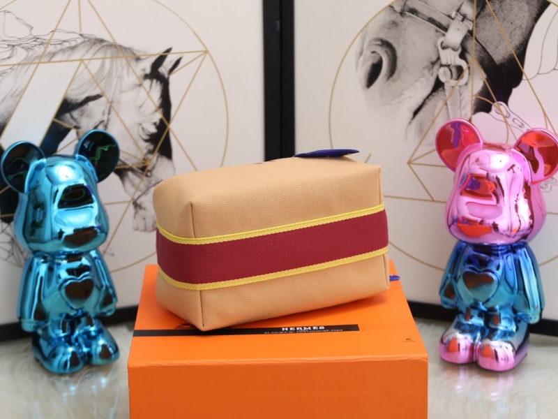 Косметичка с декоративной лентой и ручкой Hermès