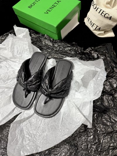 Женские плетеные сандалии Bottega Veneta