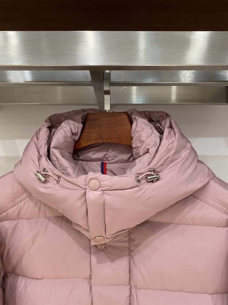 Пуховик Moncler