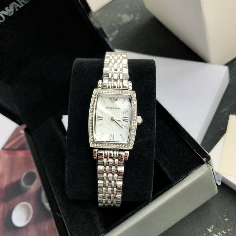 Часы Armani