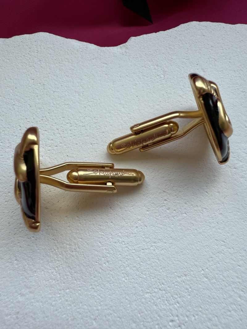 Серьги Schiaparelli