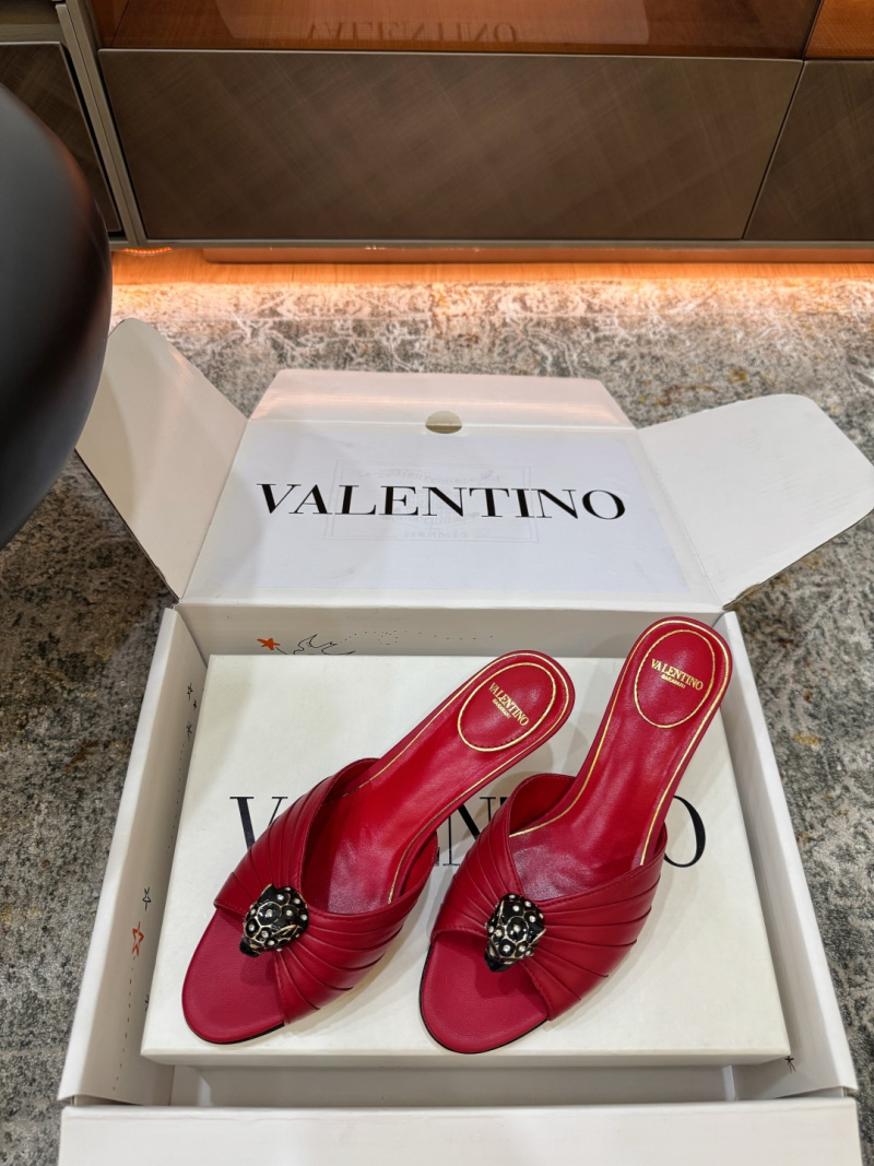 Женские туфли Valentino из натуральной кожи Valentino Garavani
