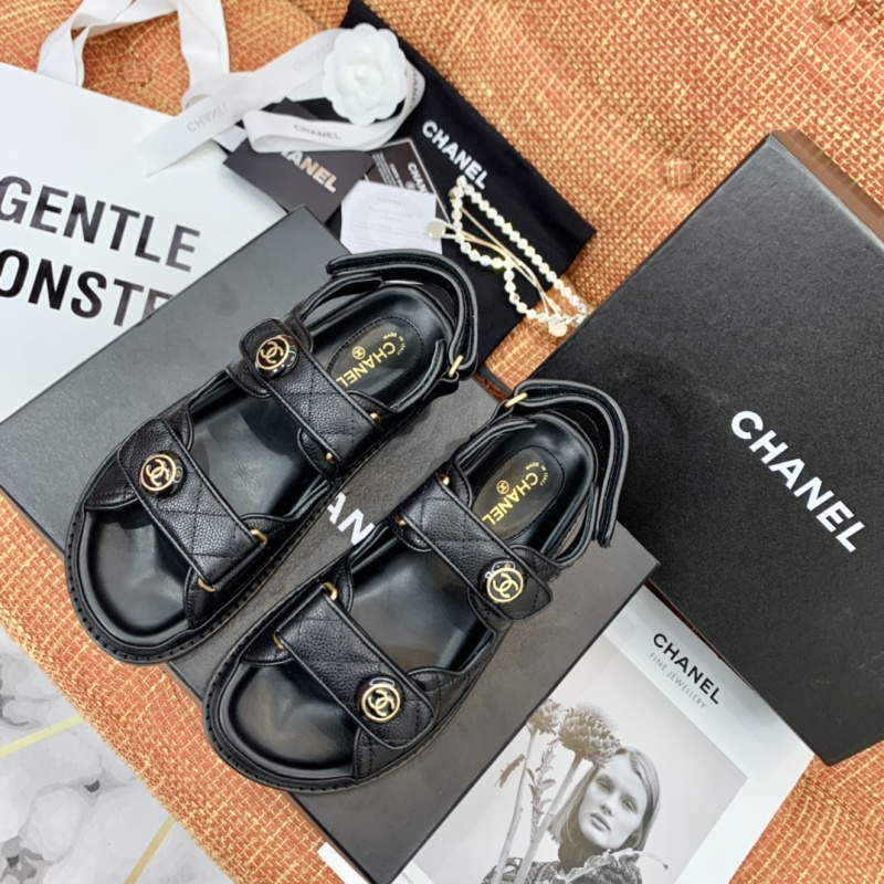 Женские черные кожаные сандалии с логотипом бренда Chanel