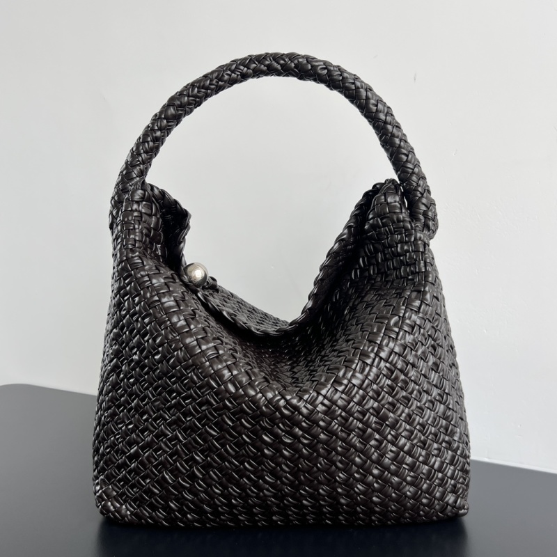 Тканая сумка Bottega Veneta с ручкой