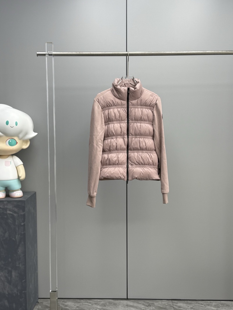 Пуховик Moncler