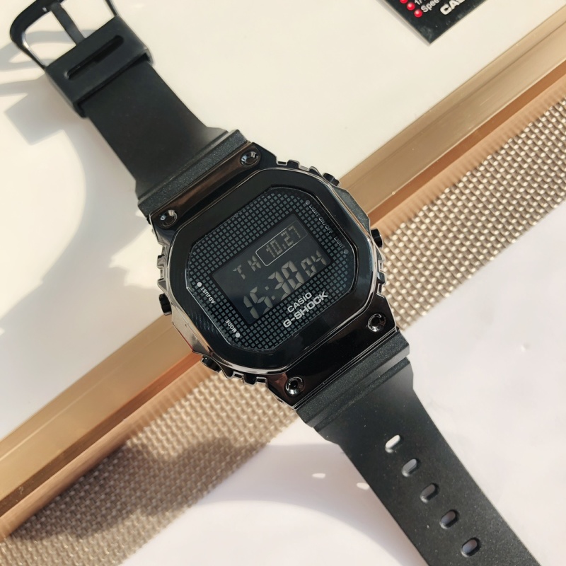 Часы Casio G-SHOCK