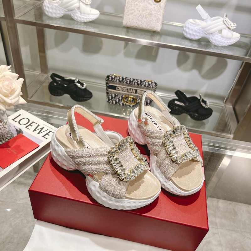 Сандалии Roger Vivier с кристаллами