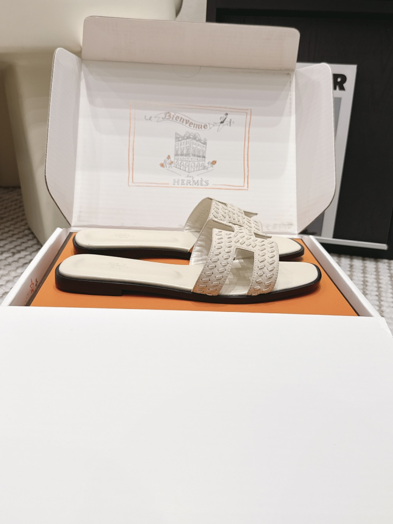 Шлёпанцы Hermès