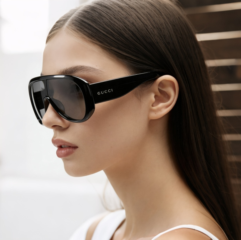 Солнцезащитные очки Gucci GG2164S