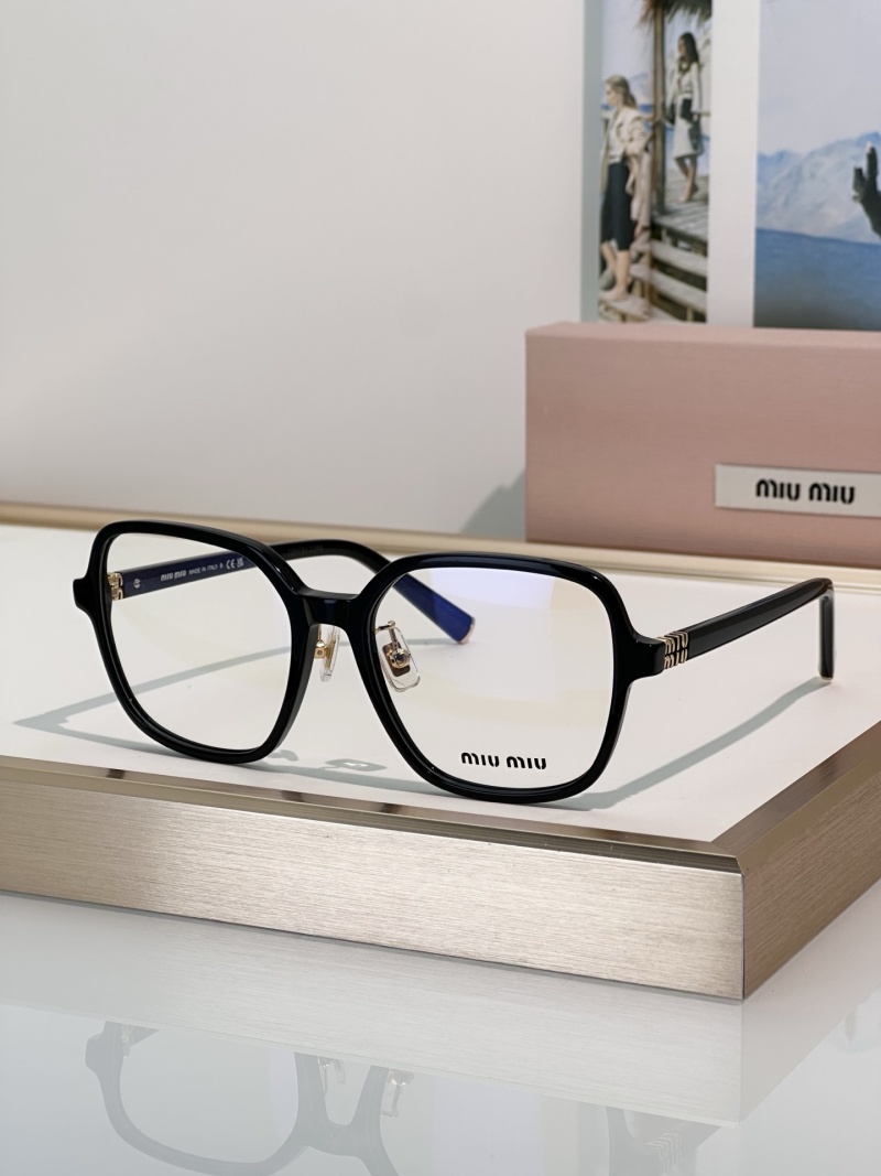 Очки Miu Miu VMU06W