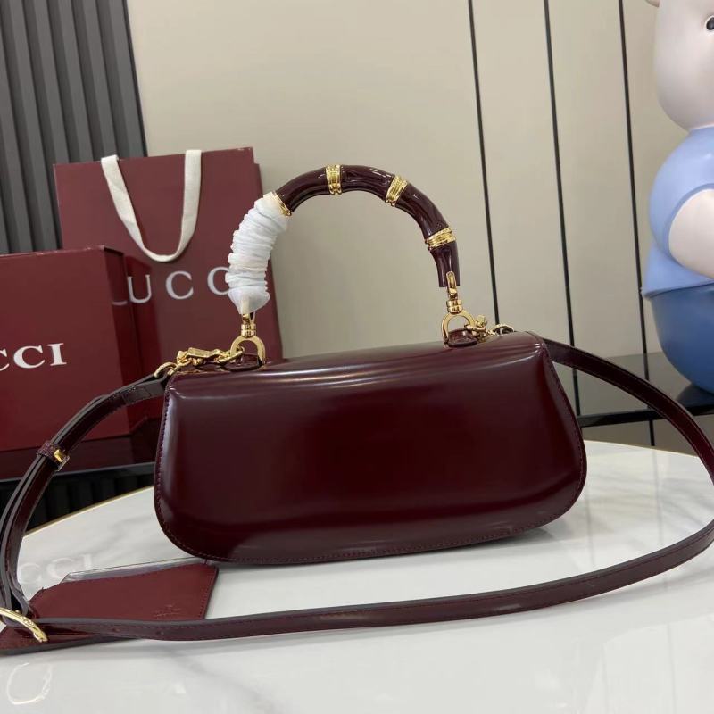 Сумка Gucci с бамбуковой ручкой