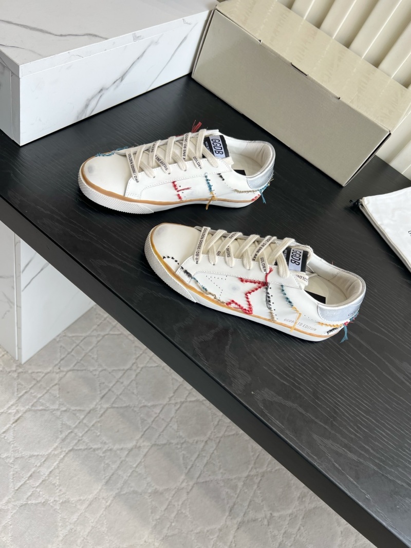 Кроссовки Golden Goose