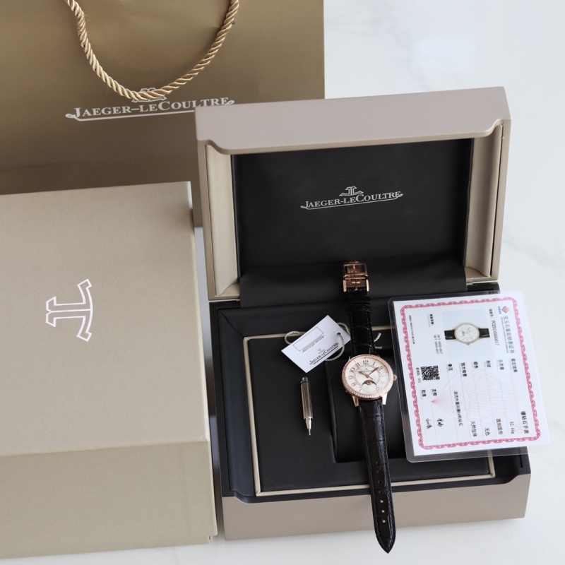 Часы Jaeger-LeCoultre