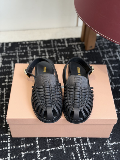 Чёрные плетёные сандалии Miu Miu