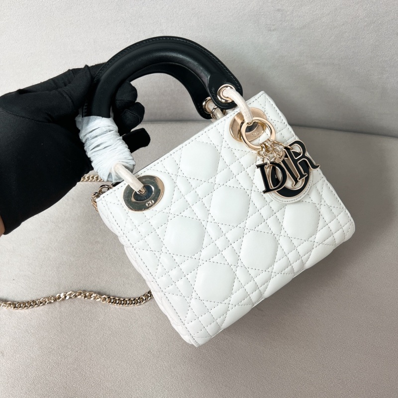Женская сумка двухцветная с цепочкой и ремнем Dior