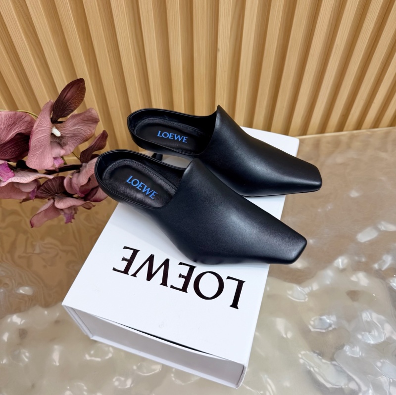 Женские черные мюли с каблуком Loewe