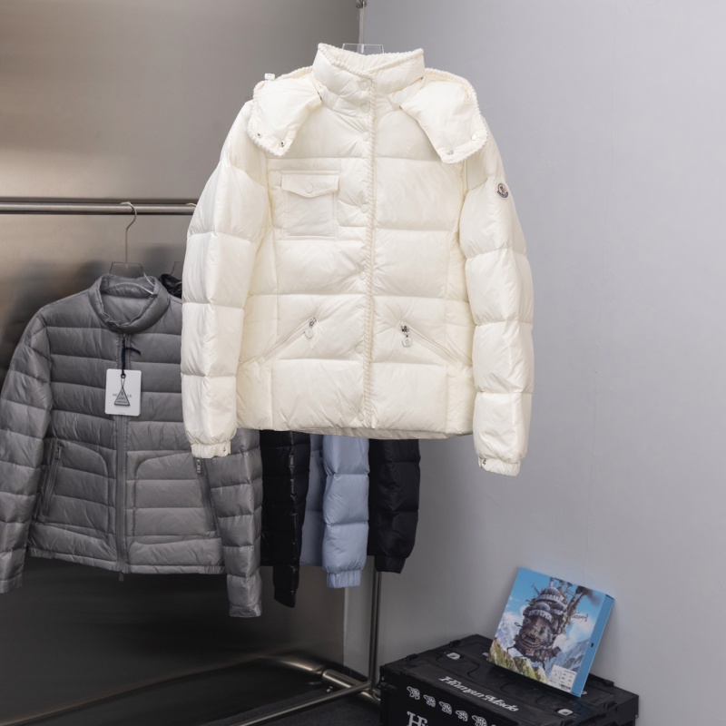 Пуховик Moncler