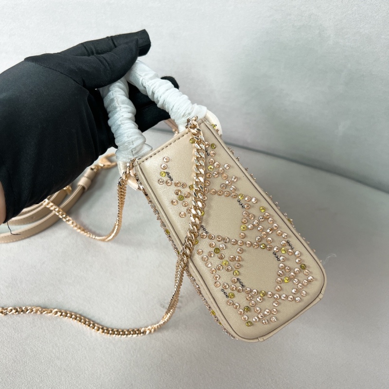 Сумка Dior с кристаллами