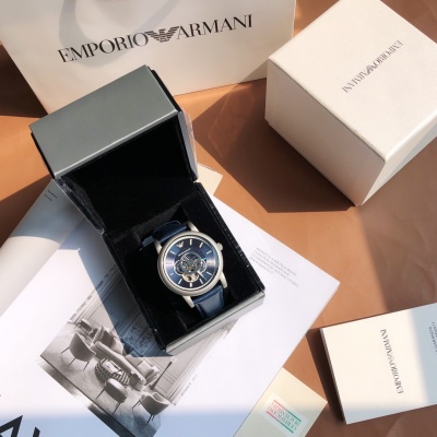 Часы Armani