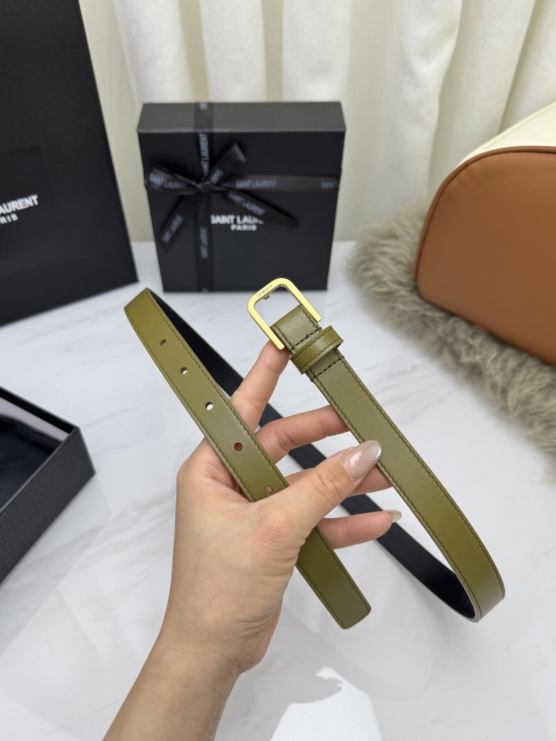 Ремень женский кожаный с пряжкой Saint Laurent