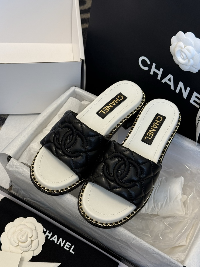 Шлёпанцы Chanel